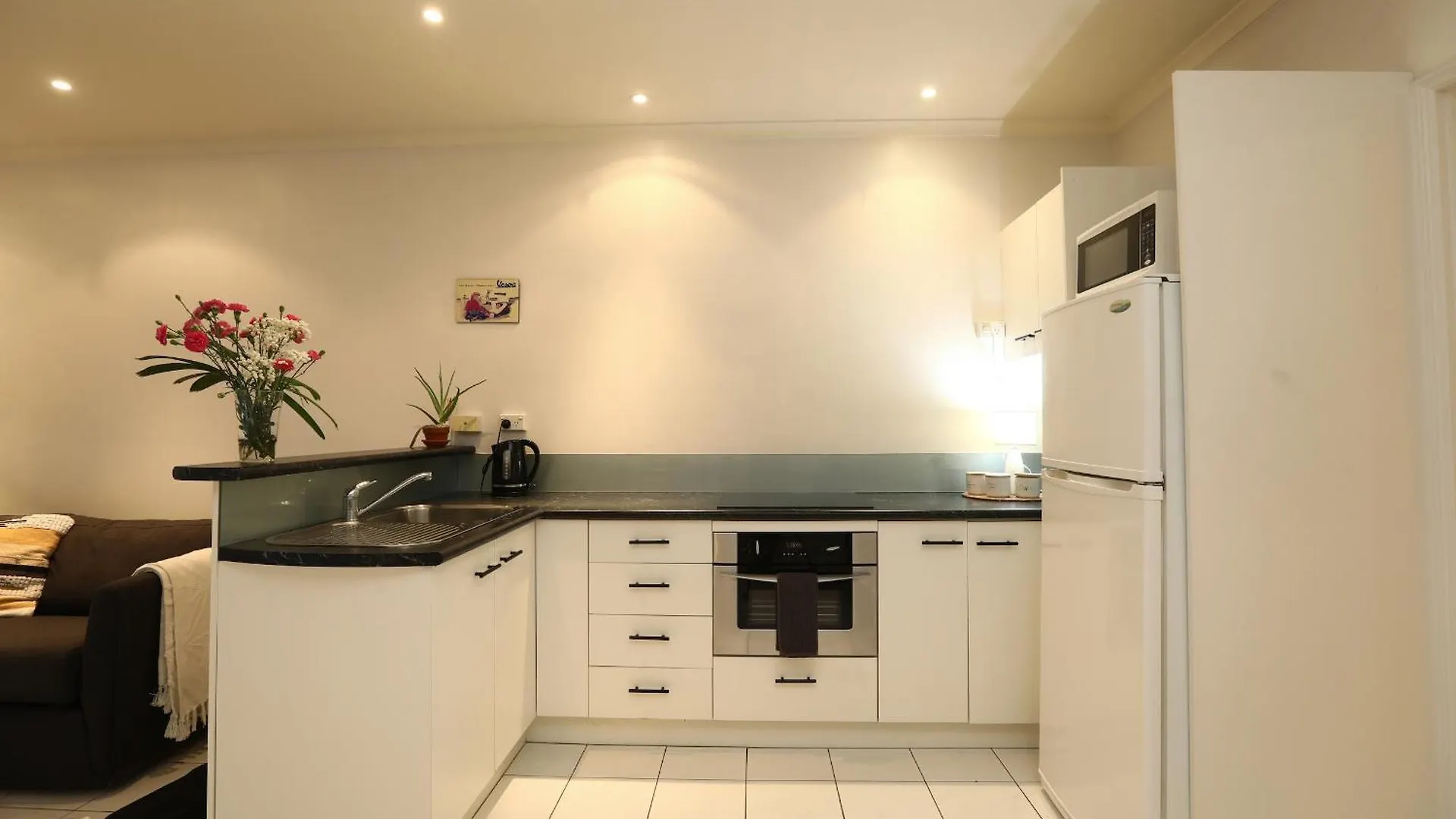 1 Bed Apartment Close To The Beach And Town Port Douglas